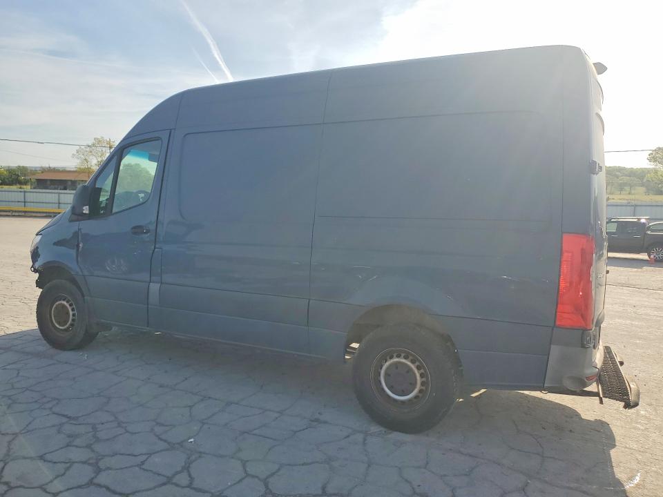 48874946 :رقم المزاد ، WD4PF0CDXKP086459 vin ، 2019 Mercedes Benz Sprinter مزاد بيع
