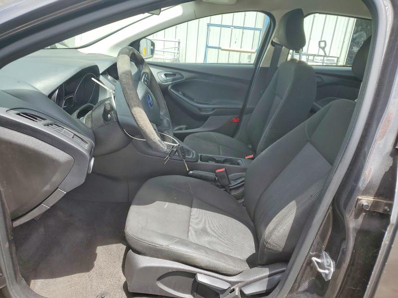 48795216 :رقم المزاد ، 1FADP3E26FL271313 vin ، 2015 Ford Focus مزاد بيع