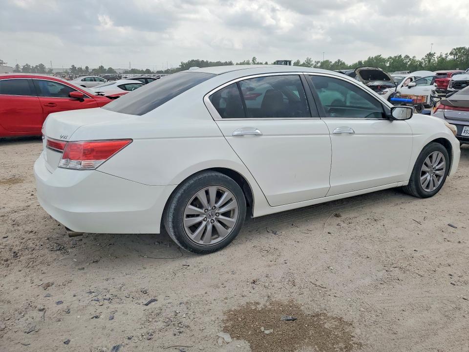 51409776 :رقم المزاد ، 1HGCP3F87CA033147 vin ، 2012 Honda Accord مزاد بيع