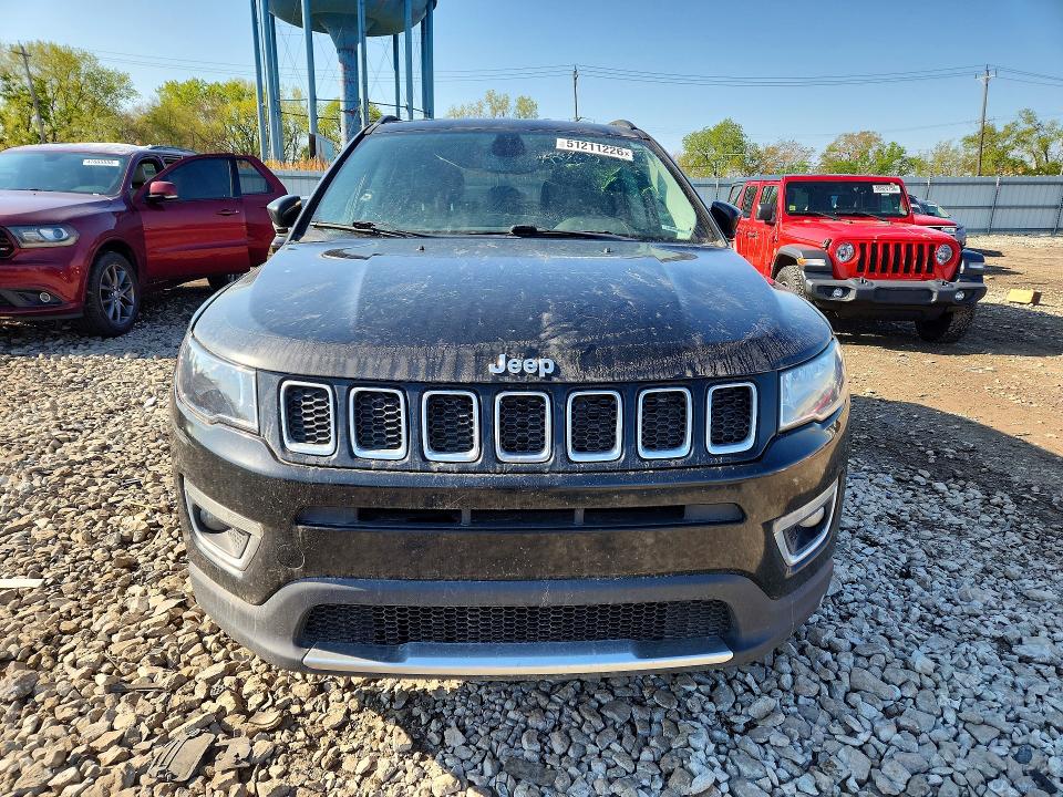 51211226 :رقم المزاد ، 3C4NJDCB5LT196614 vin ، 2020 Jeep Compass مزاد بيع
