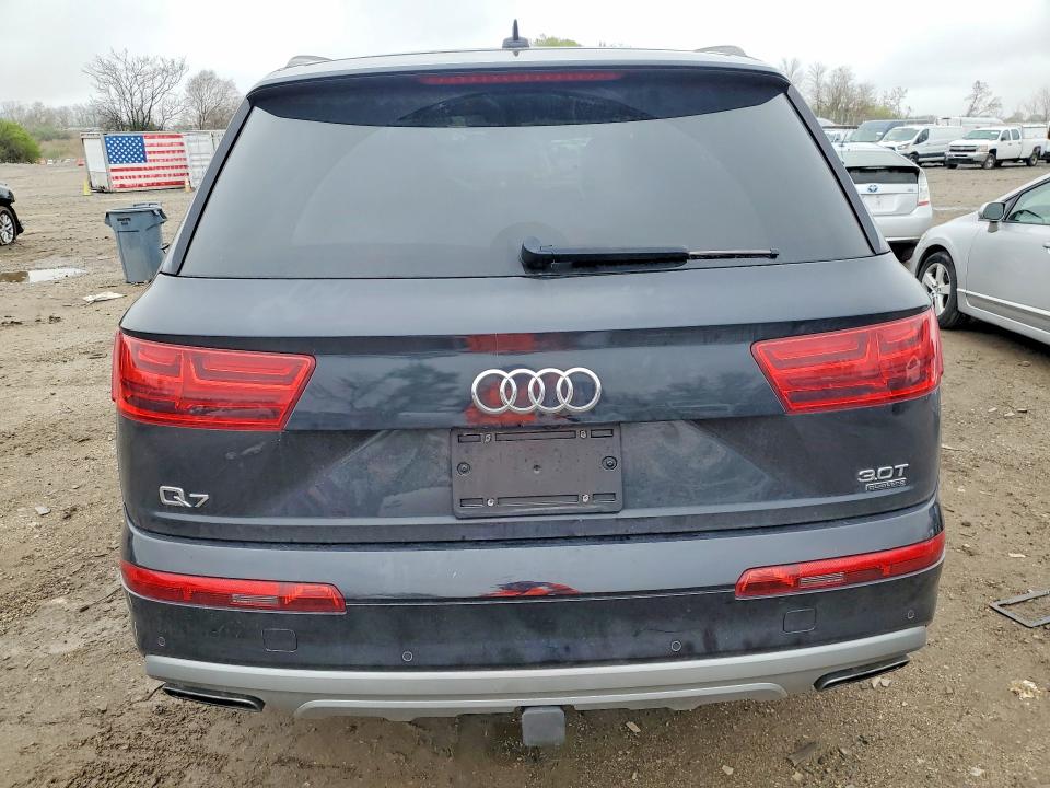 Продаж на аукціоні авто 2018 Audi Q7, vin: WA1VABF75JD031316, номер лоту: 48050056