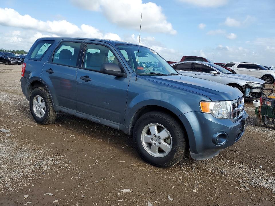 Продажа на аукционе авто 2011 Ford Escape, vin: 1FMCU0C70BKB02993, номер лота: 50358496