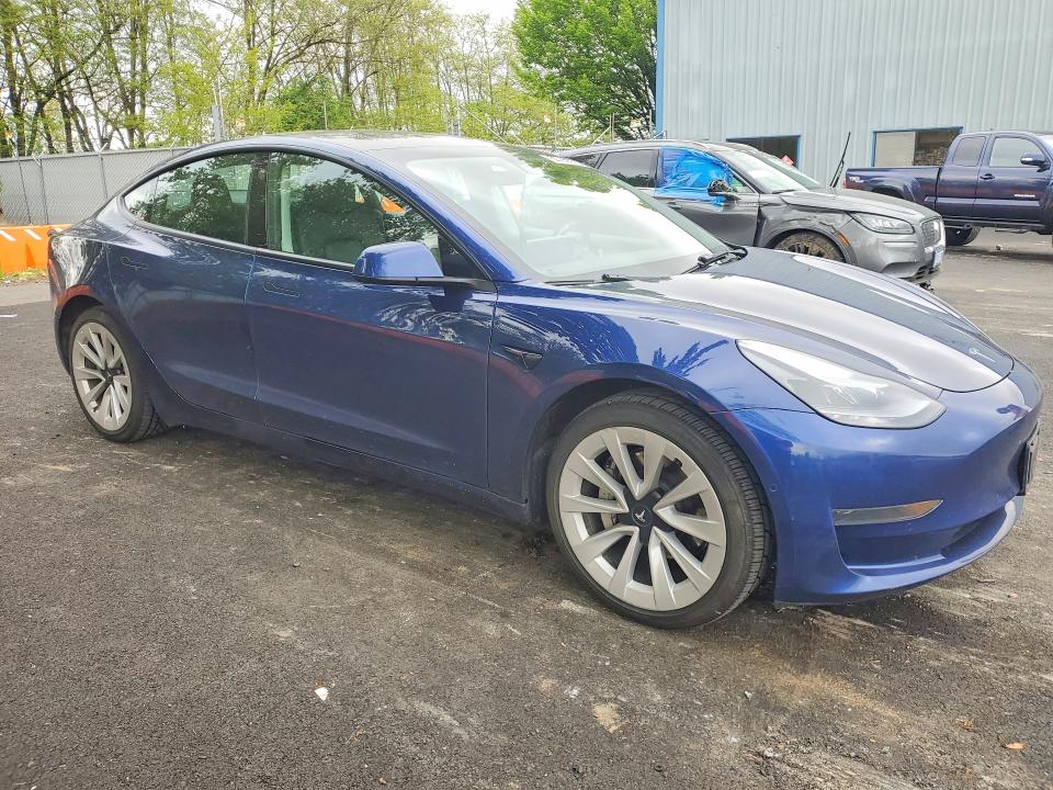 51487766 :رقم المزاد ، 5YJ3E1EA6NF370142 vin ، 2022 Tesla Model 3 مزاد بيع
