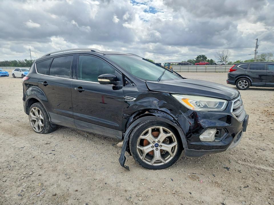 Продаж на аукціоні авто 2017 Ford Escape, vin: 1FMCU9JD7HUE93814, номер лоту: 49452846