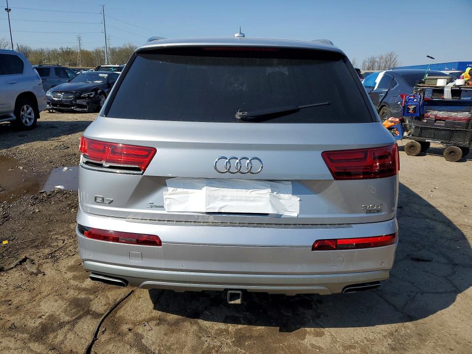 Продажа на аукционе авто 2018 Audi Q7, vin: WA1VAAF7XJD011718, номер лота: 50117226