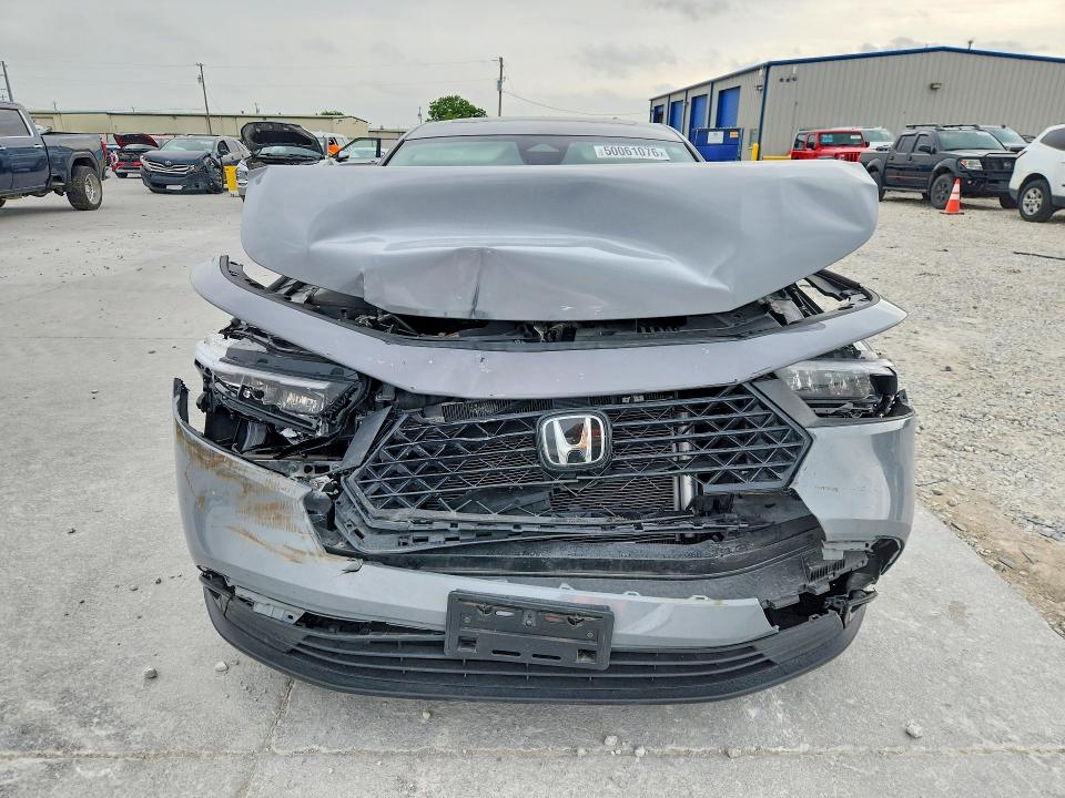 Продажа на аукционе авто 2025 Honda Accord, vin: 1HGCY1F48SA050696, номер лота: 50061076
