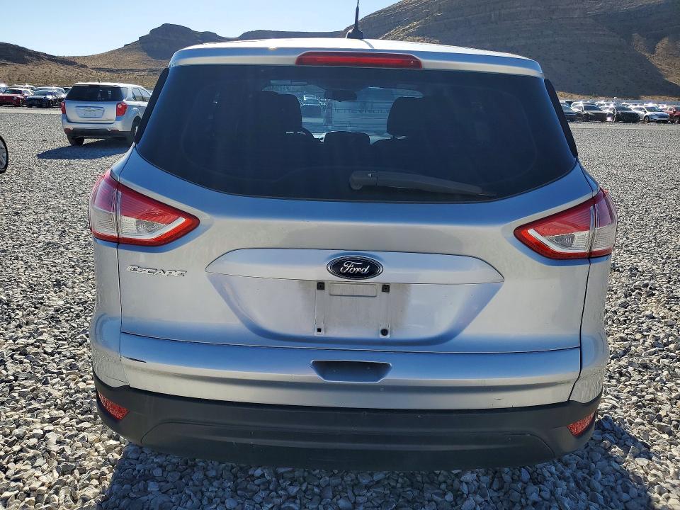 2013 Ford Escape მანქანა იყიდება აუქციონზე, vin: 1FMCU0F76DUC71337, აუქციონის ნომერი: 50794036