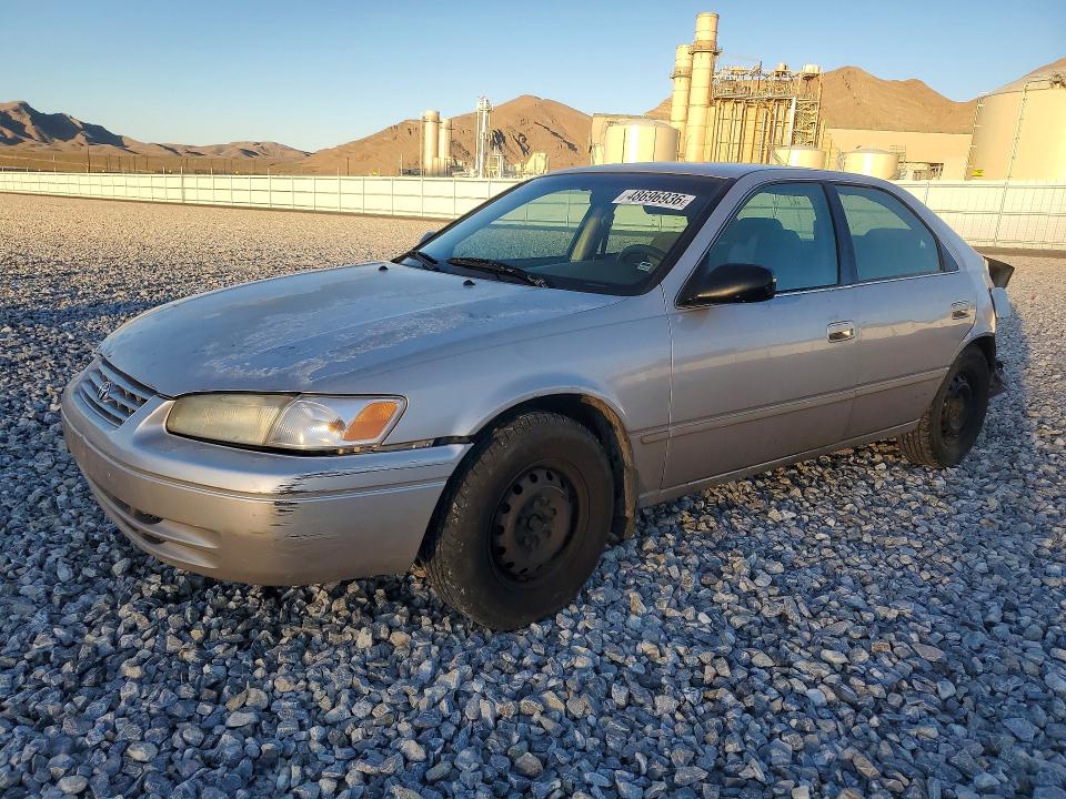 48696936 :رقم المزاد ، 4T1BG22K4VU108874 vin ، 1997 Toyota Camry مزاد بيع