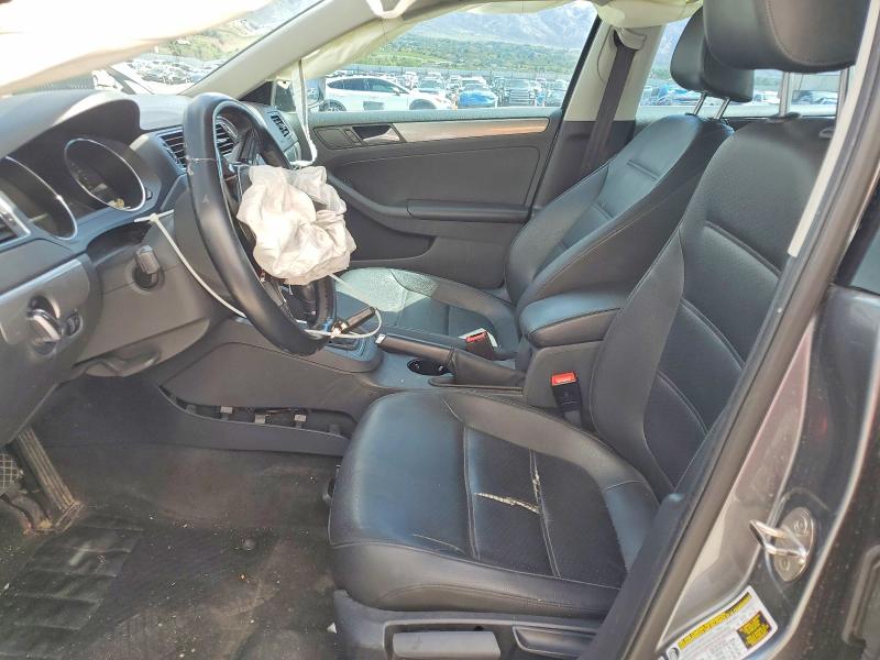 Продаж на аукціоні авто 2017 Volkswagen Jetta, vin: 3VWDB7AJ5HM221093, номер лоту: 51212056