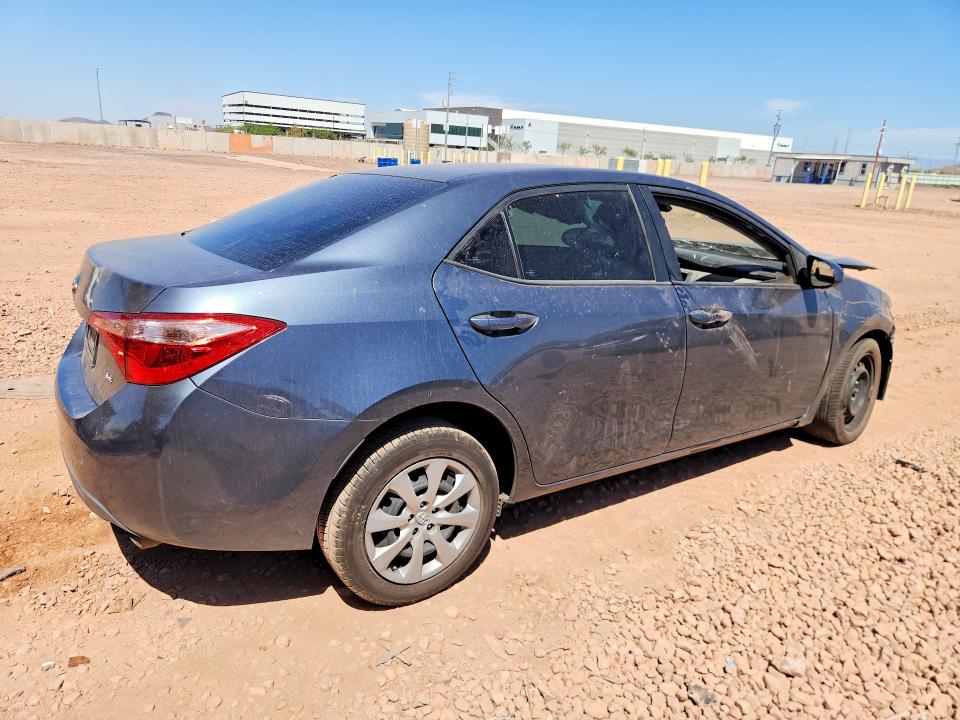 51608526 :رقم المزاد ، 2T1BURHE1JC091983 vin ، 2018 Toyota Corolla مزاد بيع