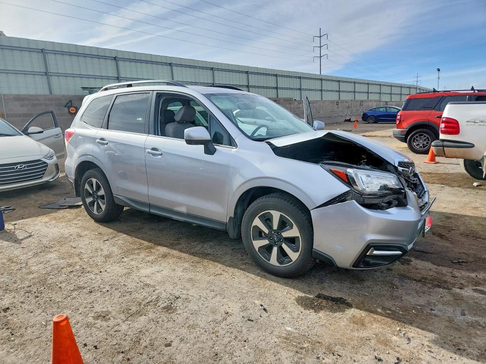 49403956 :رقم المزاد ، JF2SJARC2JH594118 vin ، 2018 Subaru Forester مزاد بيع