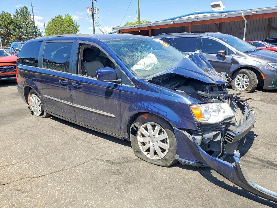 2015 Chrysler Town & Country მანქანა იყიდება აუქციონზე, vin: 2C4RC1BG6FR589942, აუქციონის ნომერი: 50926746