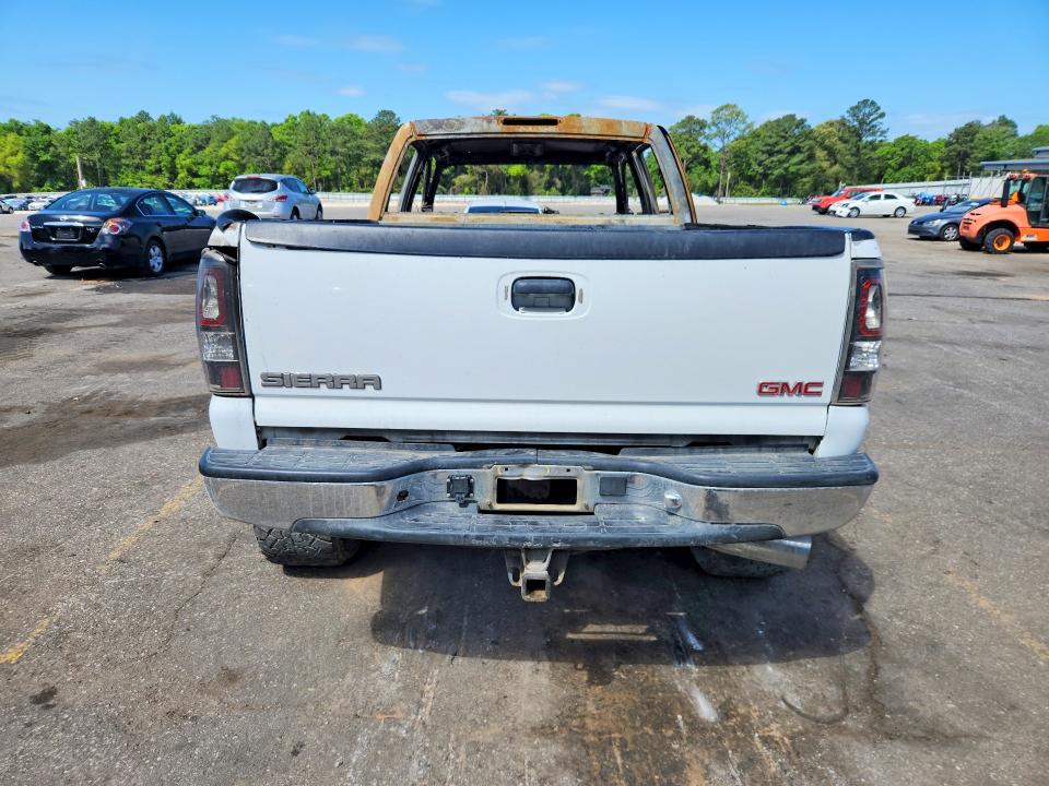 Продажа на аукционе авто 2005 Gmc Sierra, vin: 1GTHC23205F803978, номер лота: 49002536