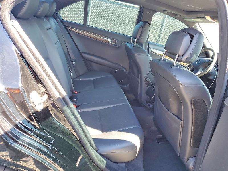 48983436 :رقم المزاد ، WDDGF56XX8F047954 vin ، 2008 Mercedes-benz C مزاد بيع