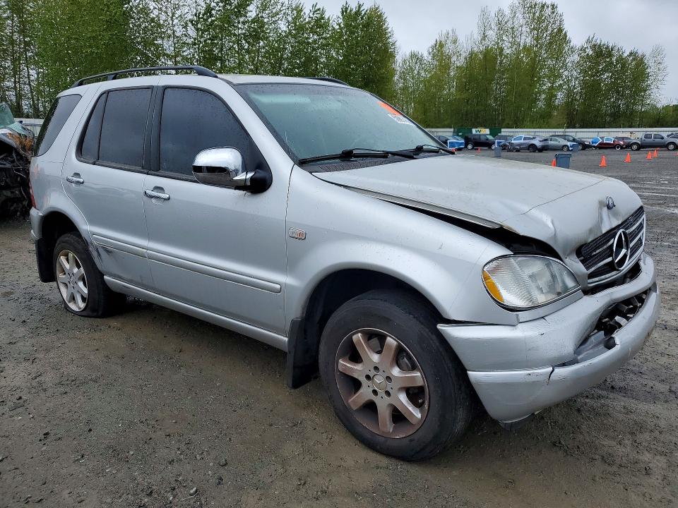 50991466 :رقم المزاد ، 4JGAB72E3YA208889 vin ، 2000 Mercedes-benz Ml مزاد بيع