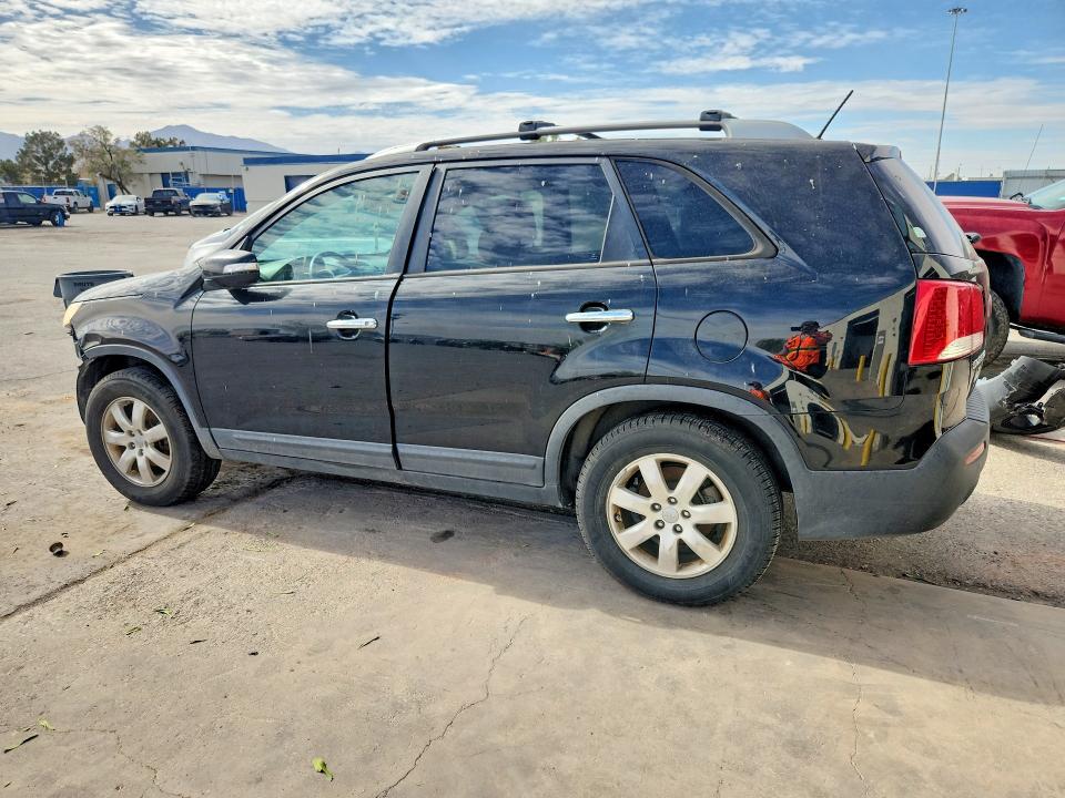 51044816 :رقم المزاد ، 5XYKT4A62DG405450 vin ، 2013 Kia Sorento مزاد بيع