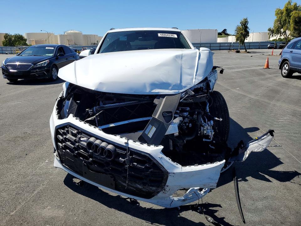 48868286 :رقم المزاد ، WA1E2AFY0S2019605 vin ، 2025 Audi Q5 E مزاد بيع