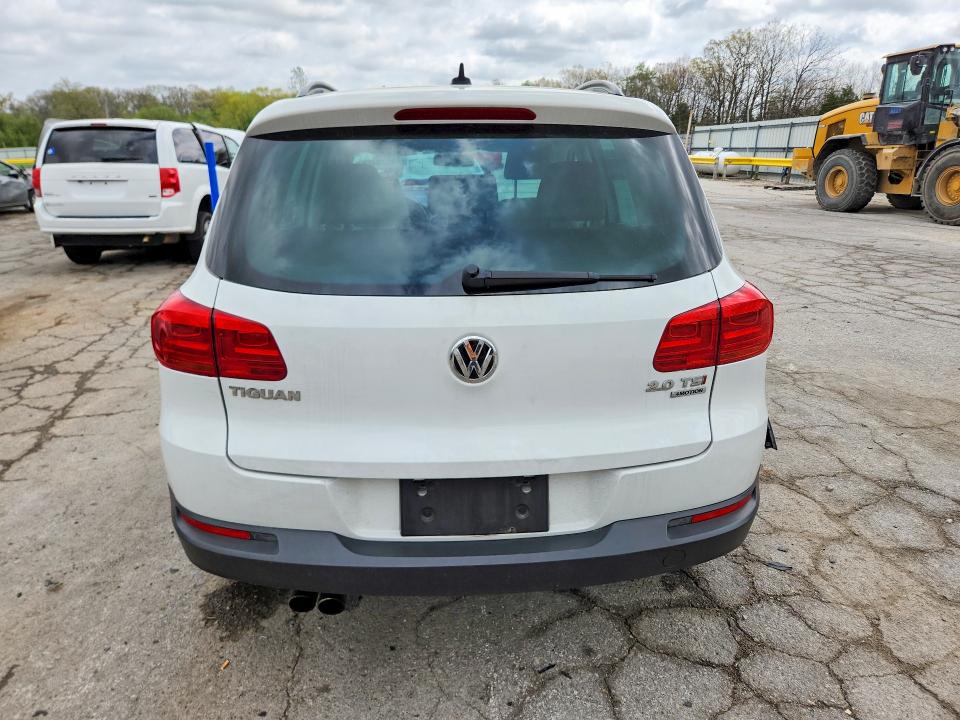 2015 Volkswagen Tiguan მანქანა იყიდება აუქციონზე, vin: WVGBV7AX6FW578927, აუქციონის ნომერი: 49939466