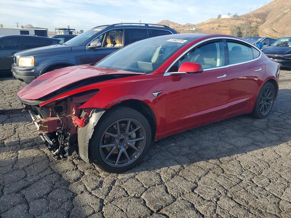 51492376 :رقم المزاد ، 5YJ3E1EA5KF298930 vin ، 2019 Tesla Model 3 مزاد بيع