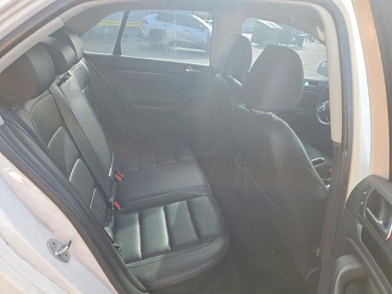2010 Volkswagen Jetta მანქანა იყიდება აუქციონზე, vin: 3VWRZ7AJ8AM052422, აუქციონის ნომერი: 47759056