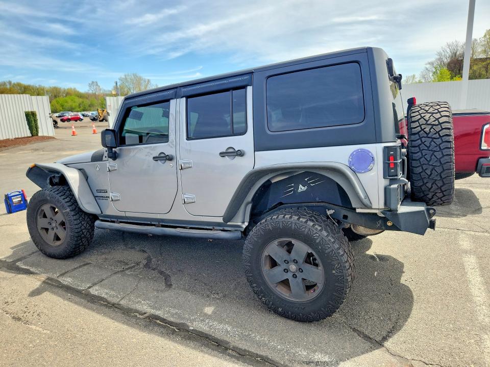 51804296 :رقم المزاد ، 1C4HJWDG3HL670971 vin ، 2017 Jeep Wrangler Unlimited مزاد بيع
