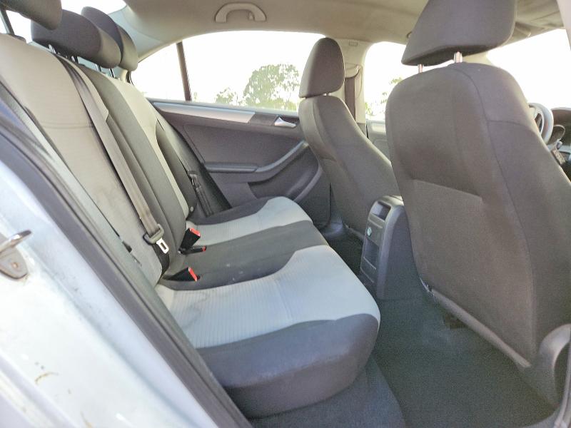 48297616 :رقم المزاد ، 3VW2B7AJ3HM249482 vin ، 2017 Volkswagen Jetta مزاد بيع