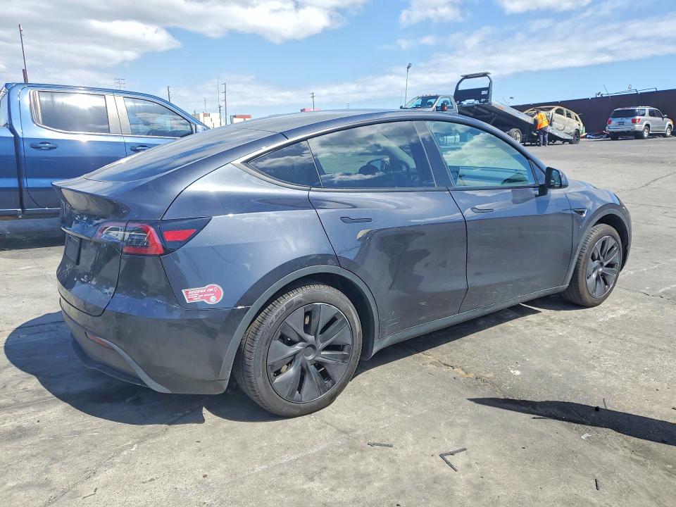 2025 Tesla Model Y მანქანა იყიდება აუქციონზე, vin: 7SAYGDED8SF250532, აუქციონის ნომერი: 50195506