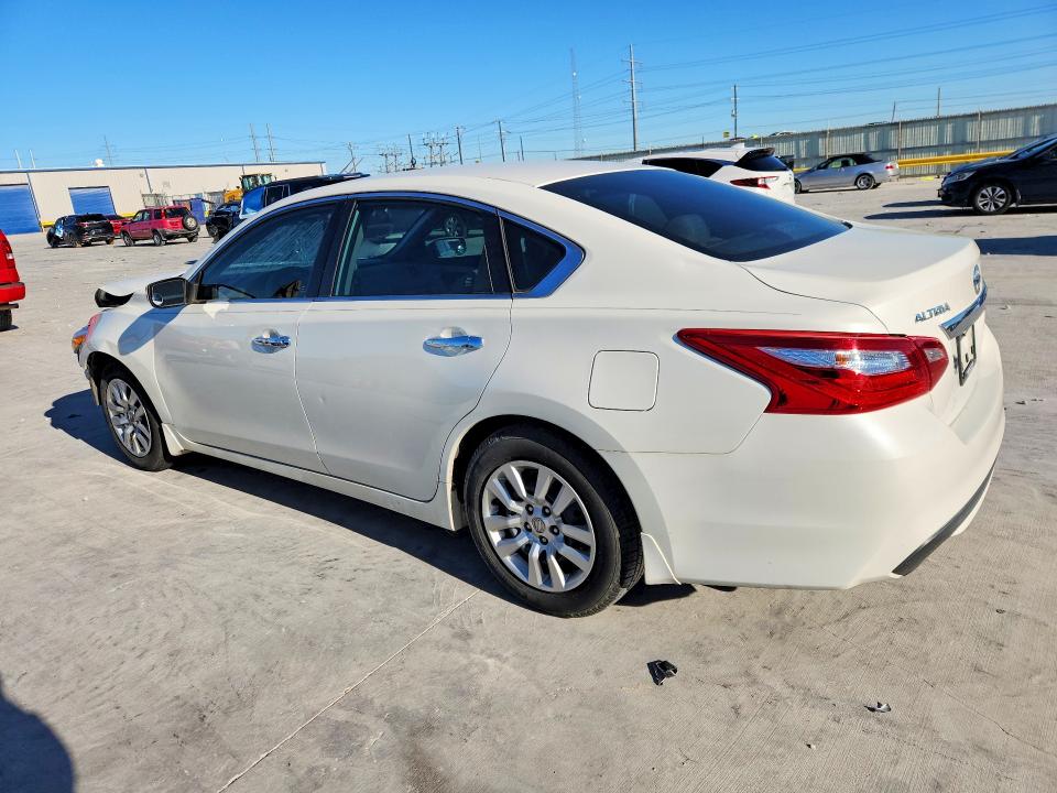 Продажа на аукционе авто 2017 Nissan Altima, vin: 1N4AL3AP4HN305319, номер лота: 48965326
