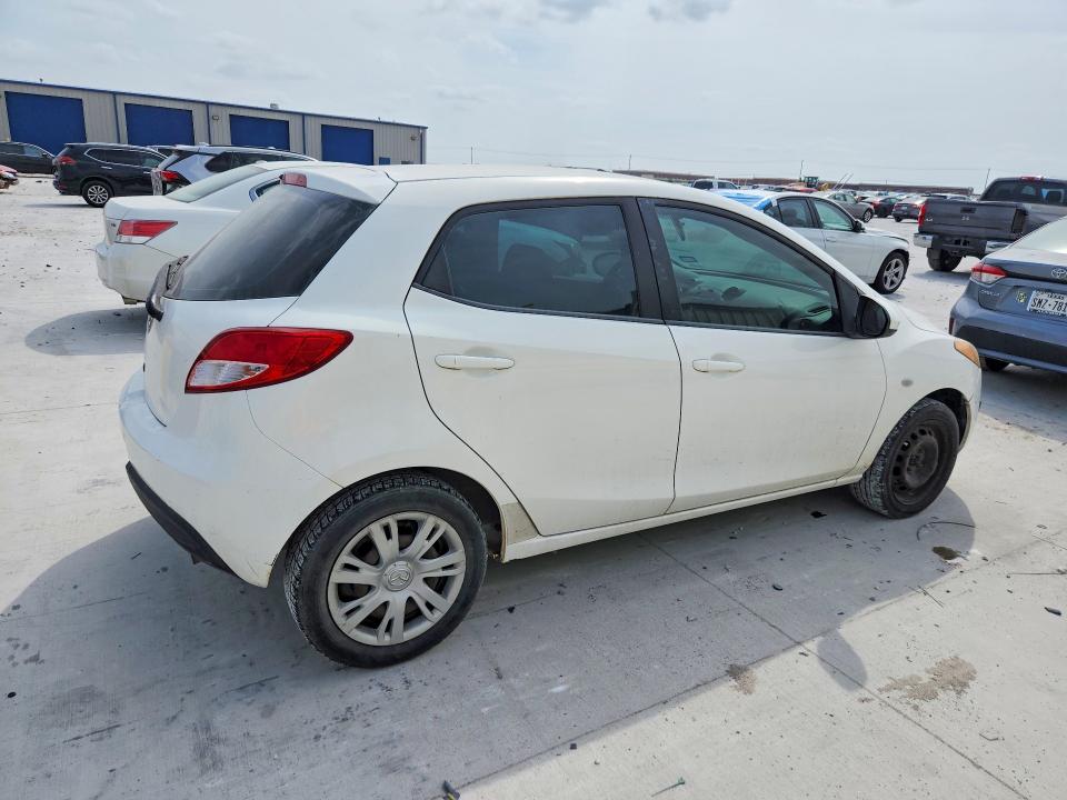 2013 Mazda Mazda2 მანქანა იყიდება აუქციონზე, vin: JM1DE1KY7D0156375, აუქციონის ნომერი: 48449126