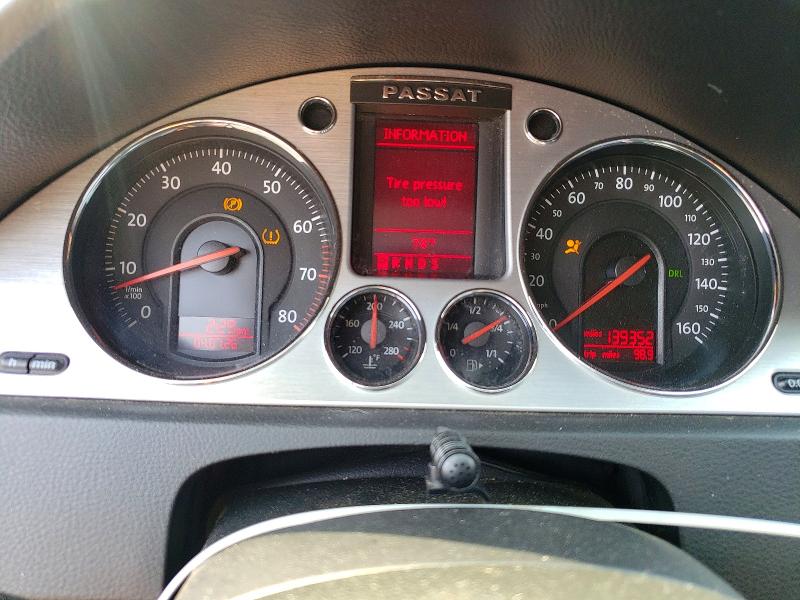 48798966 :رقم المزاد ، WVWRU93C08E091744 vin ، 2008 Volkswagen Passat مزاد بيع