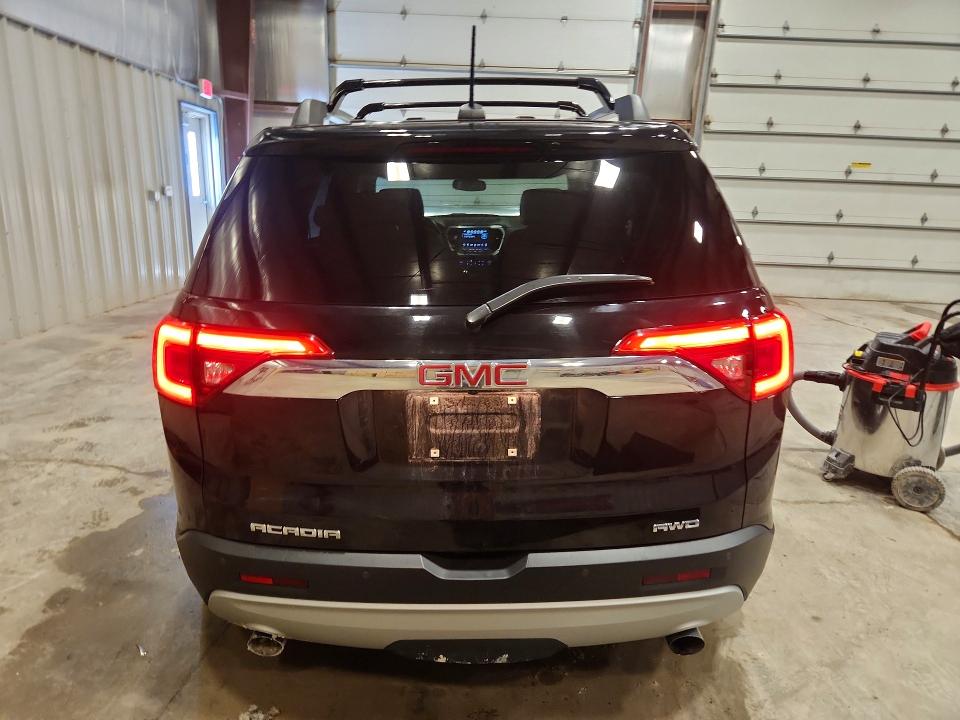 50497526 :رقم المزاد ، 1GKKNULSXHZ302485 vin ، 2017 Gmc Acadia مزاد بيع