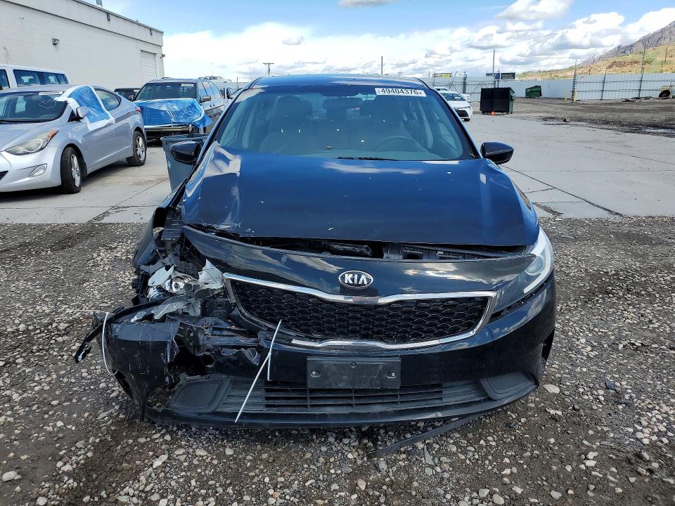 49404376 :رقم المزاد ، 3KPFK4A71HE053638 vin ، 2017 Kia Forte مزاد بيع