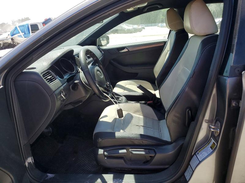 50856946 :رقم المزاد ، 3VWD17AJ9HM303248 vin ، 2017 Volkswagen Jetta مزاد بيع