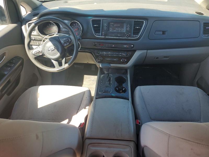 51458296 :رقم المزاد ، KNDMB5C19H6306362 vin ، 2017 Kia Sedona مزاد بيع