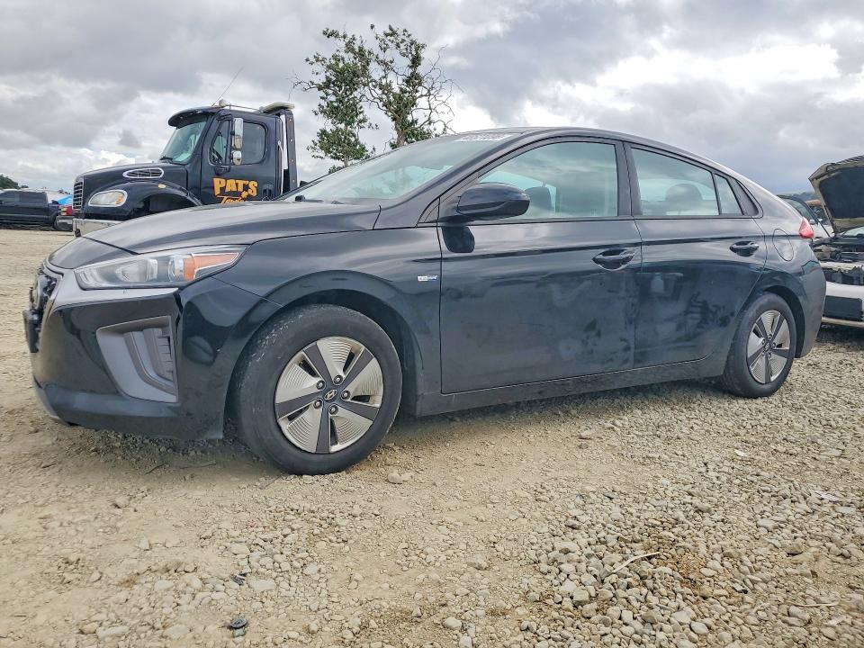 2020 Hyundai Ioniq Hybrid მანქანა იყიდება აუქციონზე, vin: KMHC65LCXLU231303, აუქციონის ნომერი: 48521096