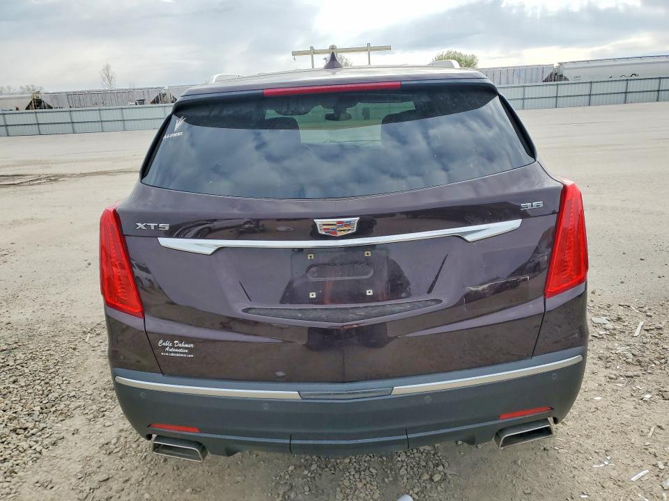 47024406 :رقم المزاد ، 1GYKNCRS7JZ172260 vin ، 2018 Cadillac Xt5 مزاد بيع