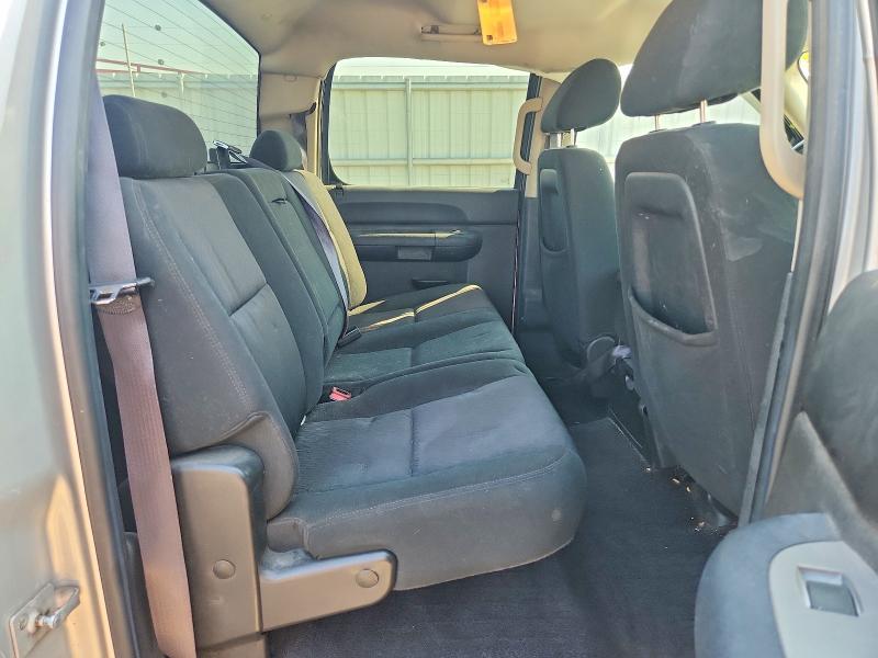 50677966 :رقم المزاد ، 3GTP2VE34BG344888 vin ، 2011 Gmc Sierra مزاد بيع