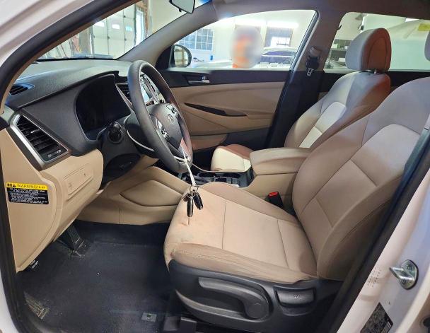 2017 Hyundai Tucson მანქანა იყიდება აუქციონზე, vin: KM8J23A47HU413583, აუქციონის ნომერი: 50590336