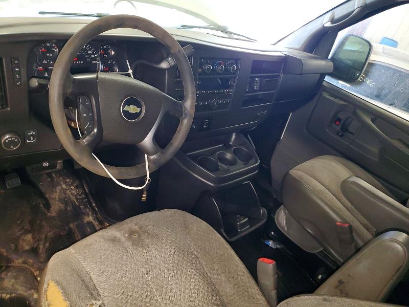 49718136 :رقم المزاد ، 1GCWGFCA9E1100337 vin ، 2014 Chev Express G2500 مزاد بيع