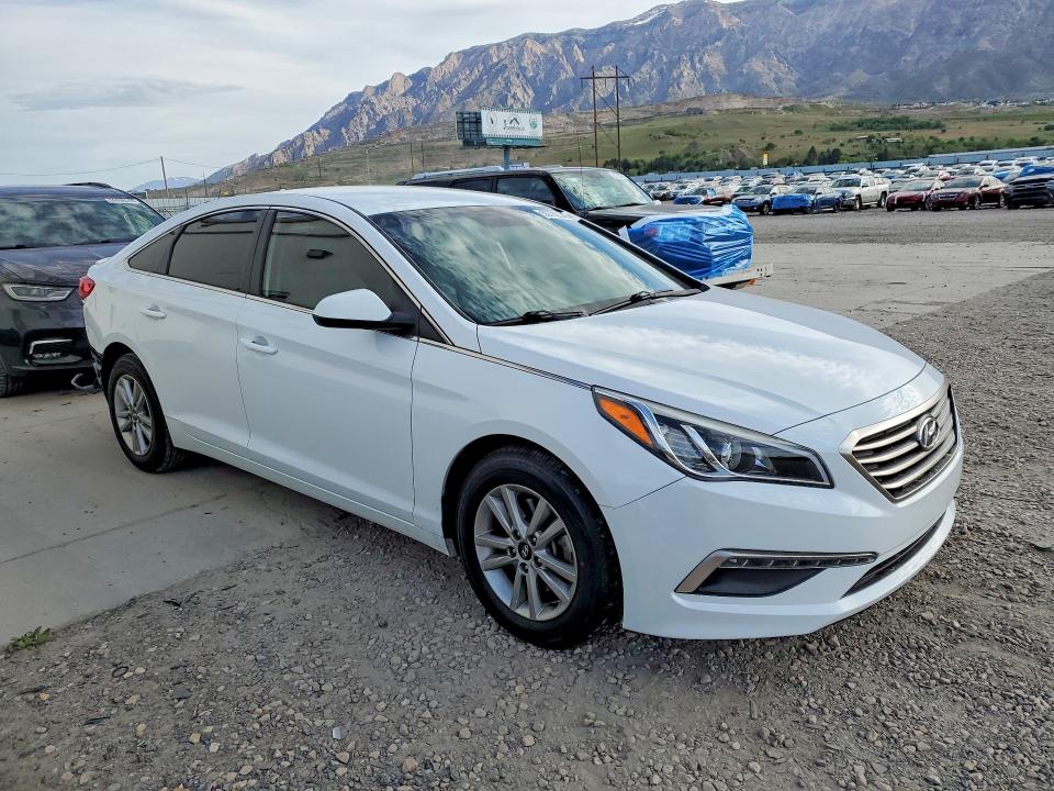 Продажа на аукционе авто 2015 Hyundai Sonata, vin: 5NPE24AF5FH055615, номер лота: 50782346