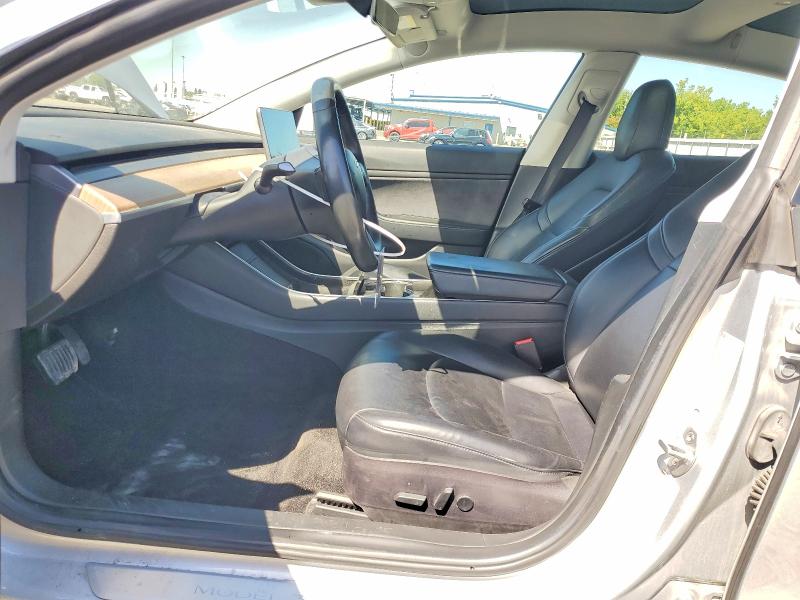 51986296 :رقم المزاد ، 5YJ3E1EA4JF014234 vin ، 2018 Tesla Model 3 مزاد بيع
