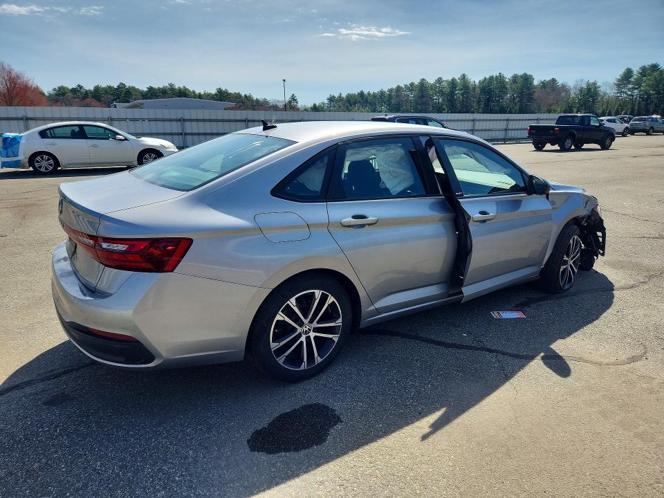 2025 Volkswagen Jetta მანქანა იყიდება აუქციონზე, vin: 3VWBX7BU7SM043017, აუქციონის ნომერი: 49998836
