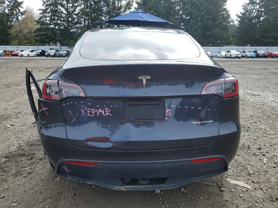 Продажа на аукционе авто 2024 Tesla Model Y, vin: 7SAYGAEE4RF195000, номер лота: 49578606