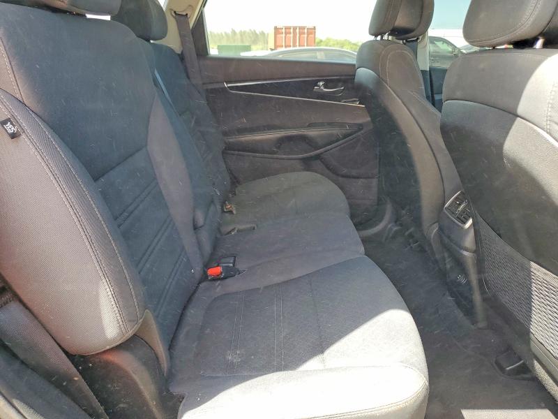 49601726 :رقم المزاد ، 5XYPG4A35GG119712 vin ، 2016 Kia Sorento مزاد بيع