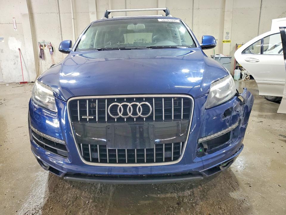 Продажа на аукционе авто 2015 Audi Q7, vin: WA1LGAFE9FD027632, номер лота: 50401096