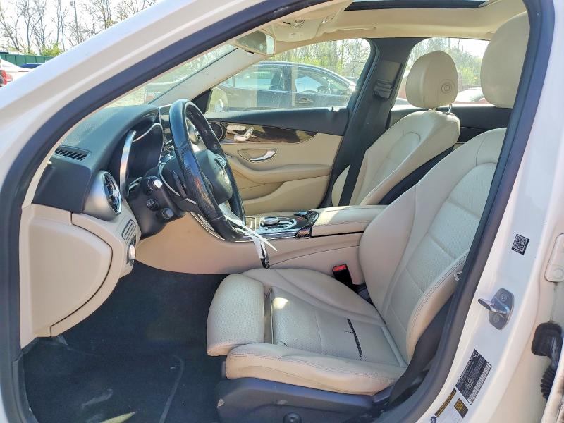 49542636 :رقم المزاد ، 55SWF4KB1HU221326 vin ، 2017 Mercedes-benz C مزاد بيع