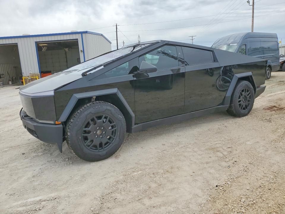 Auction sale of the 2024 Tesla Cybertruck, vin: 7G2CEHEEXRA025241, lot number: 48442966