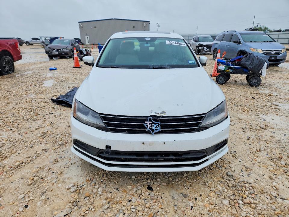 50644986 :رقم المزاد ، 3VWB67AJXHM321184 vin ، 2017 Volkswagen Jetta مزاد بيع