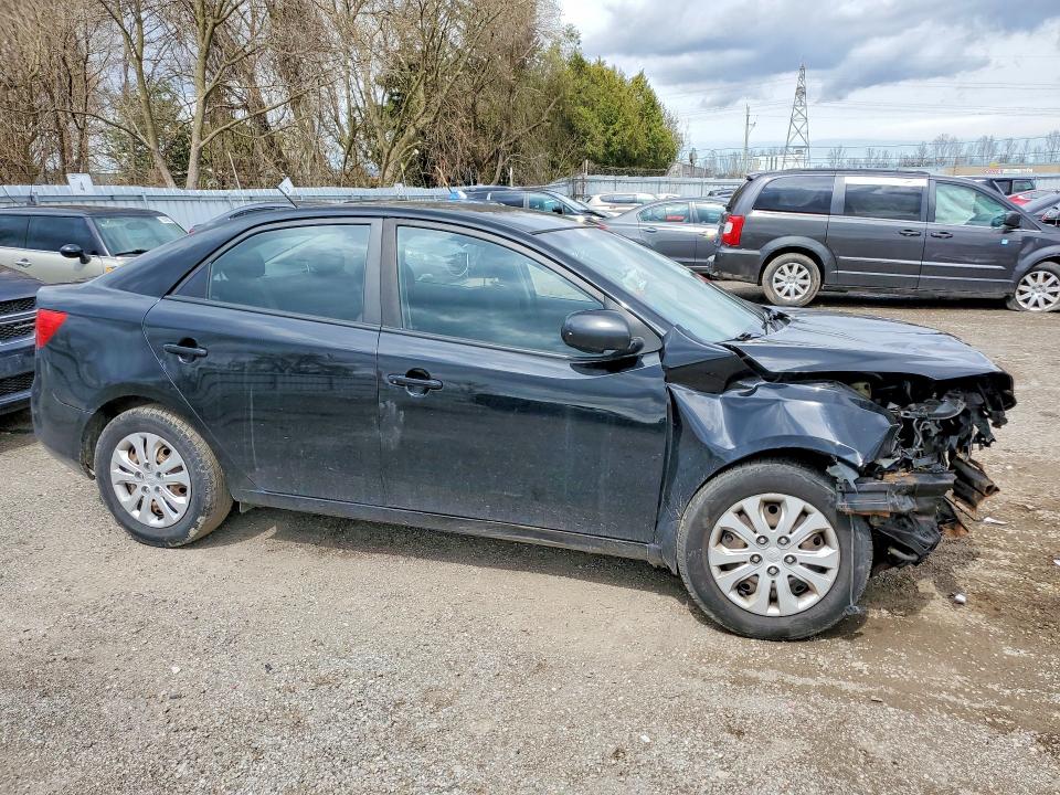 48905196 :رقم المزاد ، KNAFT4A21D5660241 vin ، 2013 Kia Forte مزاد بيع