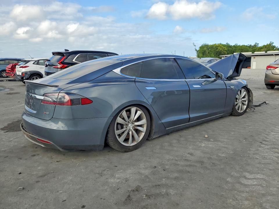 Продажа на аукционе авто 2013 Tesla Model S, vin: 5YJSA1CP2DFP27720, номер лота: 48946626